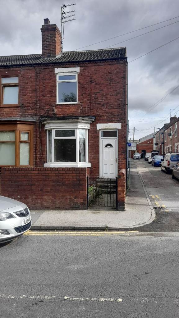 2 Bed End Terraced house , northgate WF8 