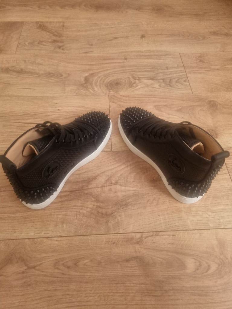 Christian Louboutin size 5