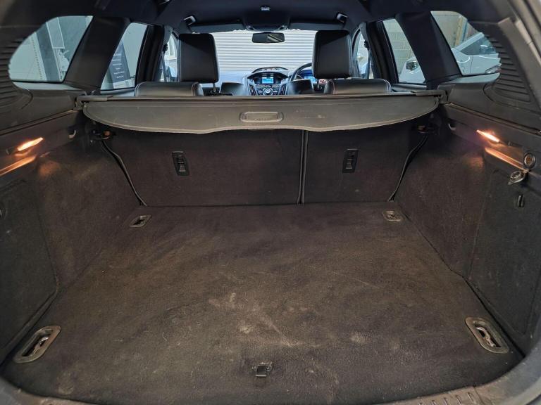 FORD FOCUS 2.0T EcoBoost ST-3 Euro 5 (s/s) 5dr 2014