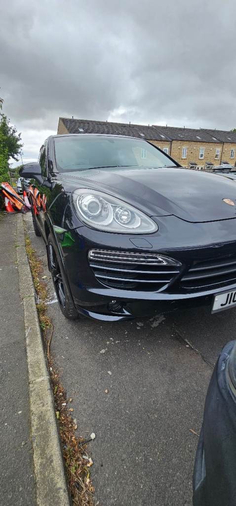 Porsche, CAYENNE, Estate, 2011, Semi-Auto, 2967 (cc), 5 doors