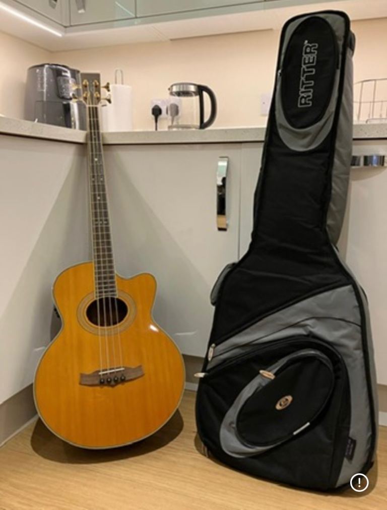 Tanglewood Sundance electro accoustic Bass Guitar