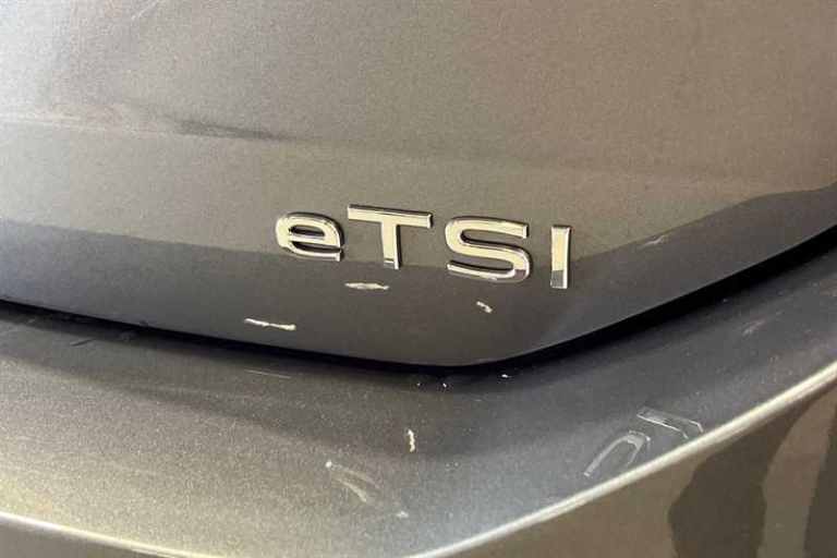 2025 Volkswagen Passat 1.5 eTSI Elegance 5dr DSG ESTATE PETROL Automatic