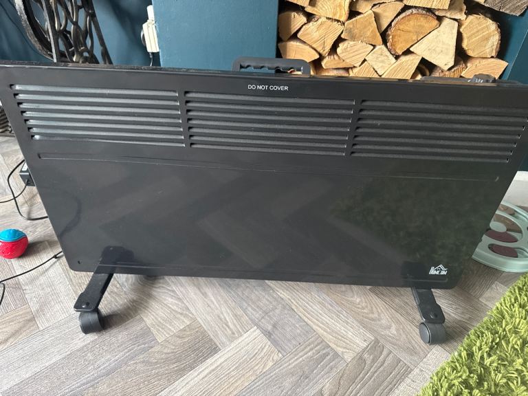 HOMCOM panel heater free black with wheels