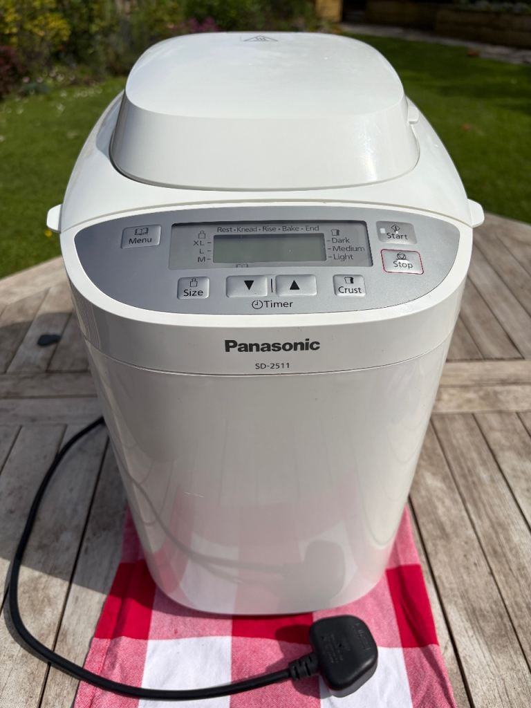 PANASONIC AUTOMATIC BREADMAKER SD-2511
