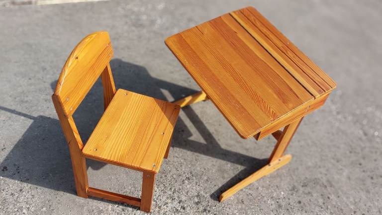 Childcraft Woodland Range desk and chair