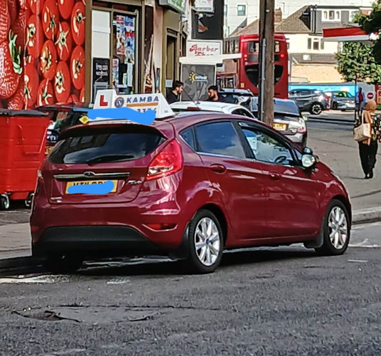 Ford, FIESTA, Hatchback, 2011, Manual, 1388 (cc), 5 doors