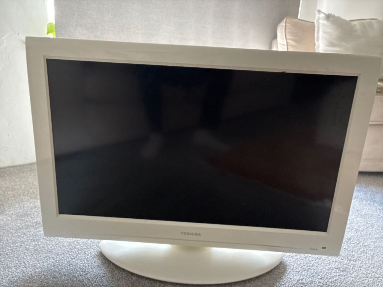 Toshiba 32 inch TV