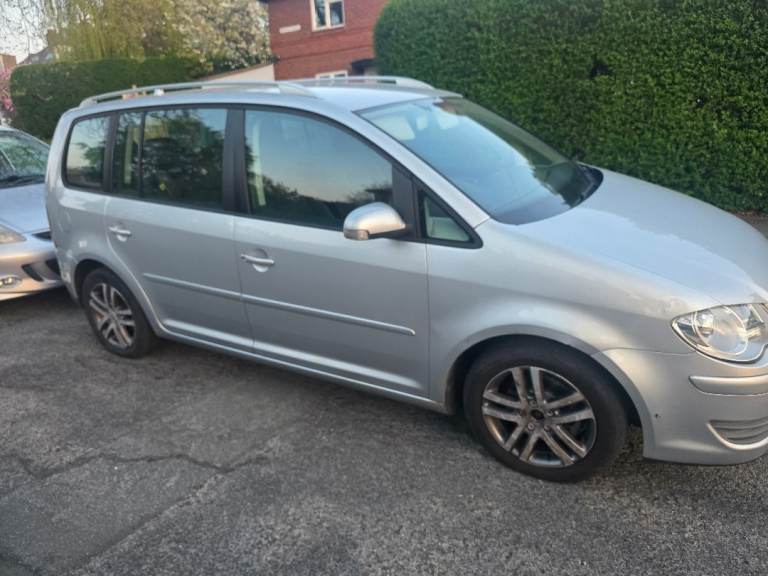 2007 vw touran 2.0tdi DSG AUTOMATIC 7 seater FULL 12 MONTH MOT £1499