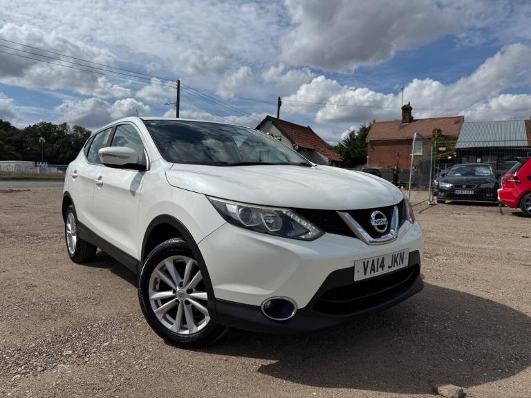 2014 Nissan Qashqai 1.2 DiG-T Acenta 5dr HATCHBACK Petrol Manual