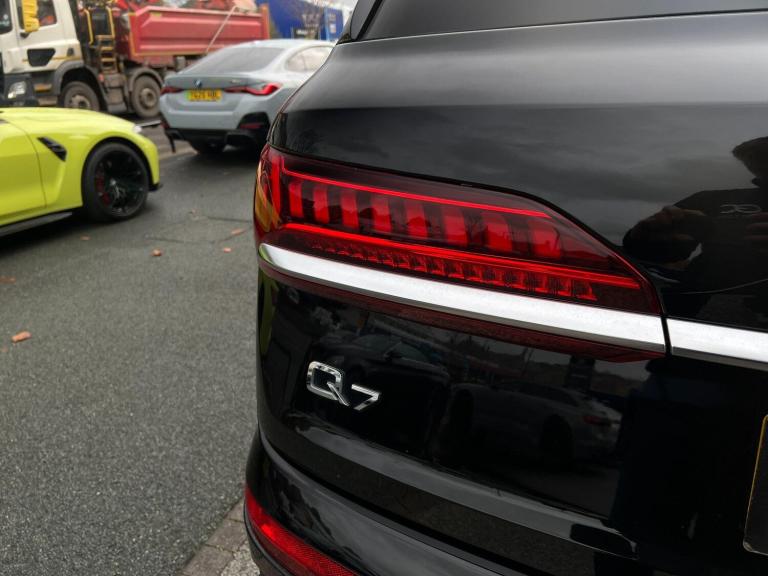2024 Audi Q7 3.0 TFSI V6 55 Black Edition SUV 5dr Petrol Tiptronic quattro Euro 6 (s/s)  ESTATE P...