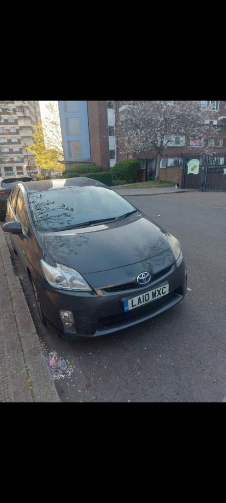 Toyota prius 2010 hatchback hybrid electric grey