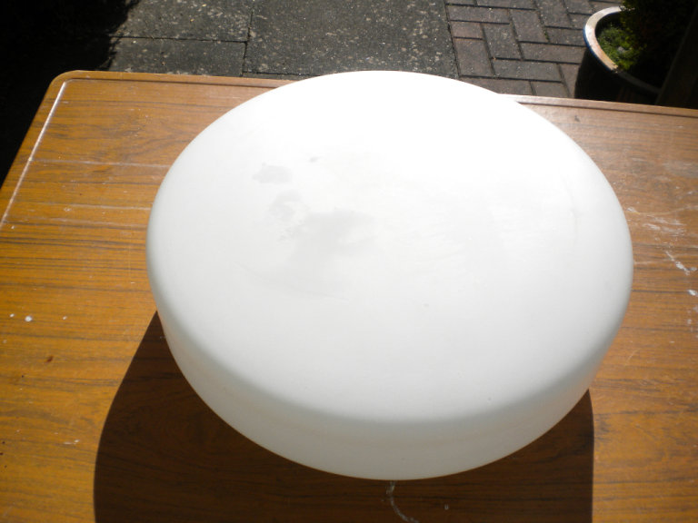 ROUND FLUSH CEILING LIGHT