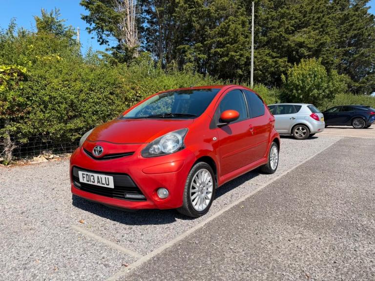 2013 Toyota AYGO 1.0 VVT-i Fire 5dr [AC] HATCHBACK Petrol Manual
