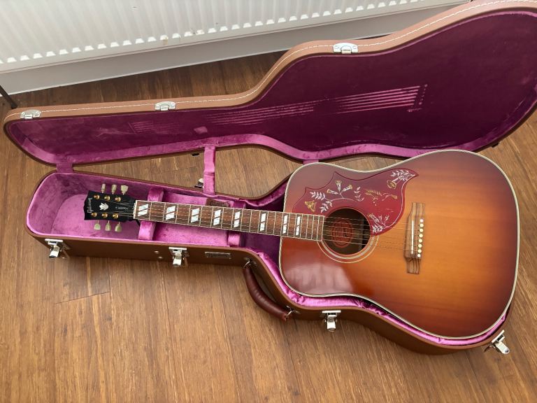 Gibson Hummingbird True Vintage Acoustic Guitar