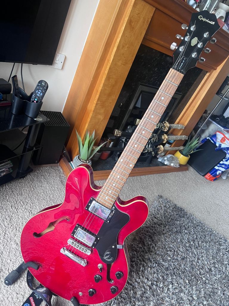Epiphone dot 335 (made in 2000 at Samick factory Korea)