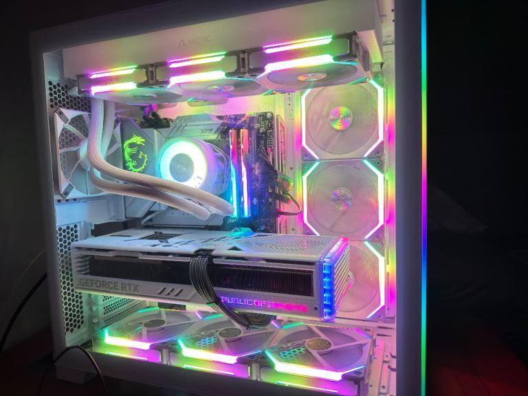 🔥 White ASUS ROG Strix RTX 4080 Gaming PC | Intel i7-13700K | 32GB DDR5 | PREMIUM BUILD🔥