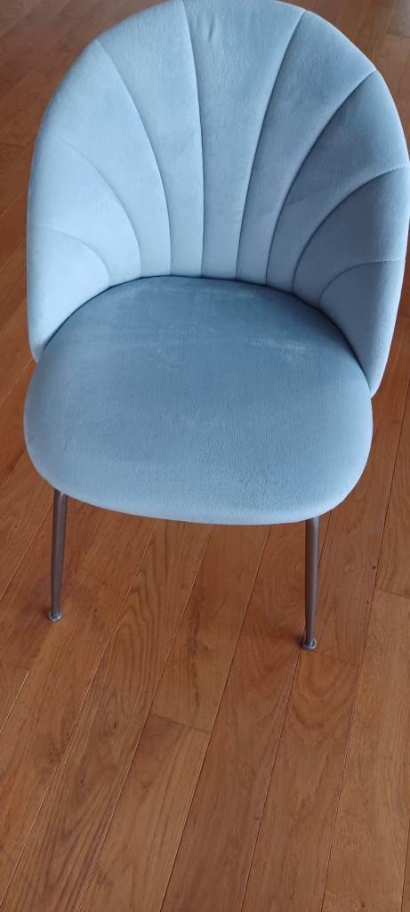 Light blue chair