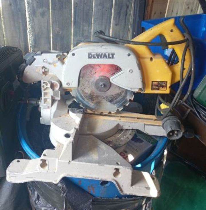 Power Tool Bundle - DeWalt Saw, Titan Tile Cutter, Makita Drill, bosh jigsaw etc