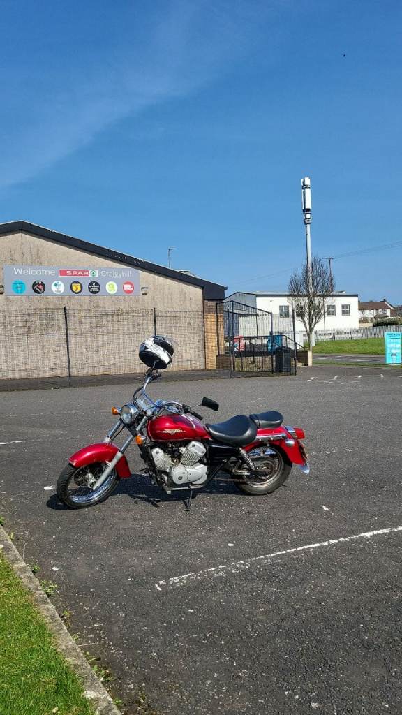 Honda shadow v twin 125