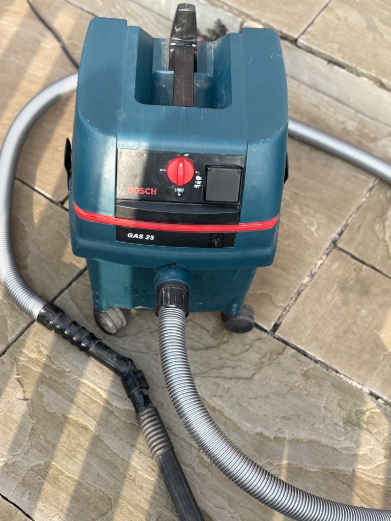 Bosch 240v Gas 25  Hoover/dust extraction unit