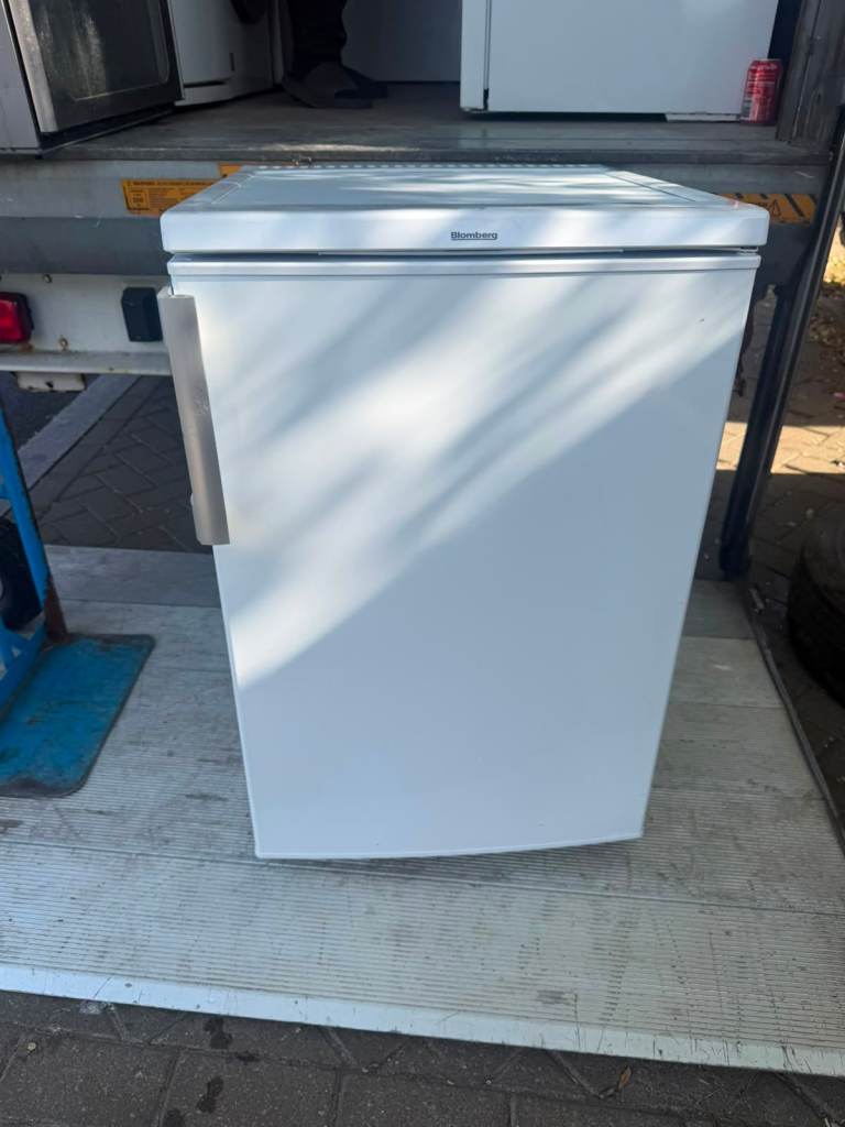 Blomberg White Freestanding Freezer – Good Condition