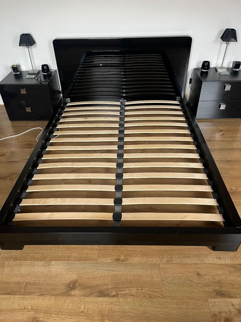 image for Black Gloss Double Bed 