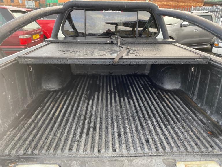 2014 Mitsubishi L200 Barbarian black Pickup Diesel  Manual