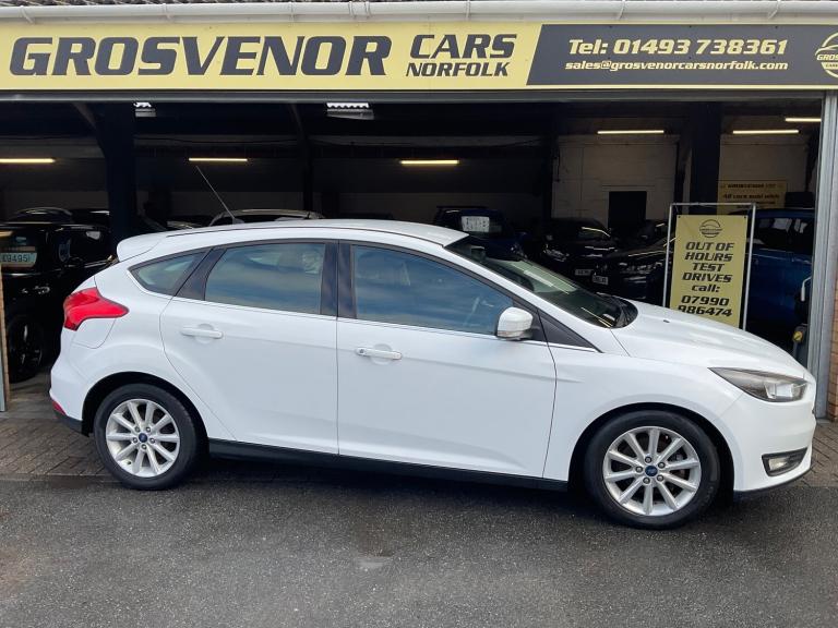 2015 Ford Focus 1.0T EcoBoost Titanium Hatchback 5dr Petrol Manual Euro 6 (s/s)