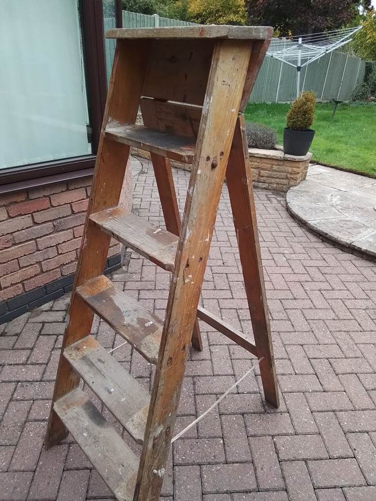 Vintage pine wood step ladder