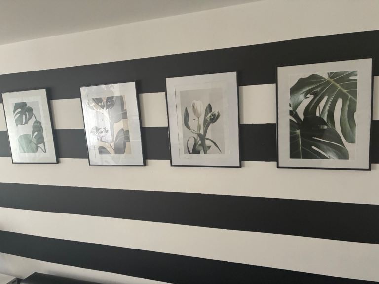 Set of 4 decorative frames 