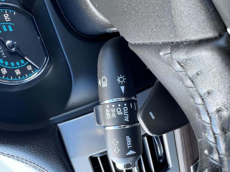 JAGUAR XF 2.2 d Luxury 2013