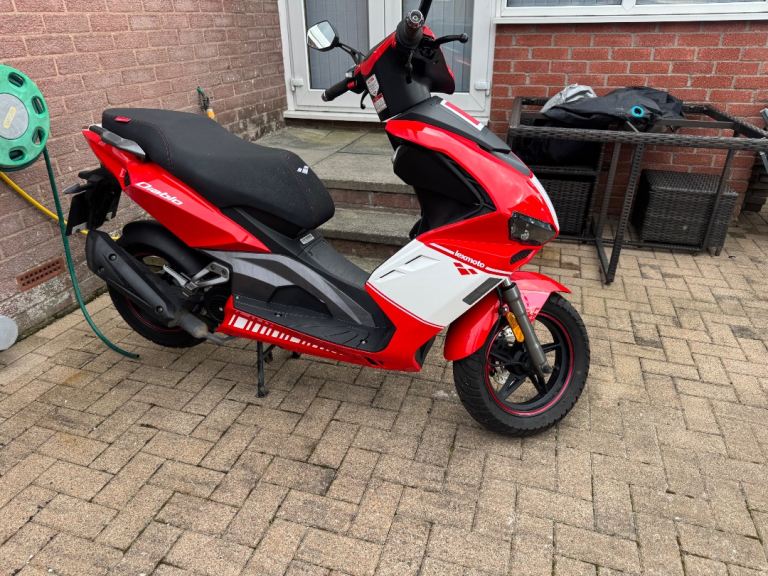 Lexmoto Diablo 50cc Scooter 