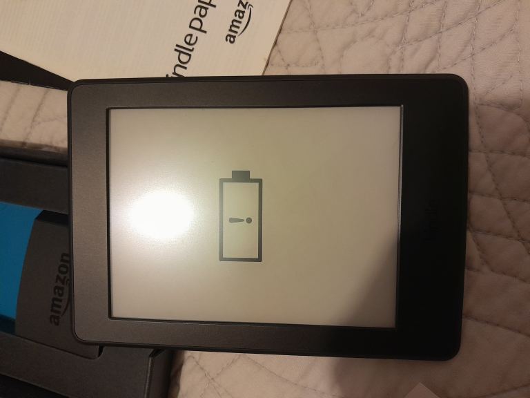 Kindle paperwhite 3rd Edition. Unwanted gift. Never used.