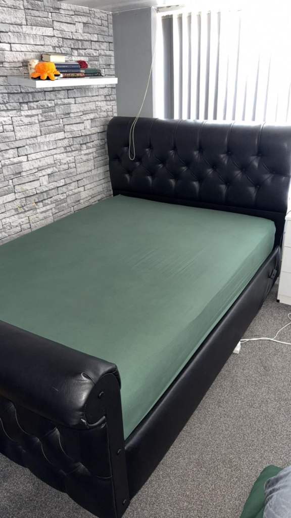Black Leather Double Bed Frame – Tufted Headboard, Good Condition