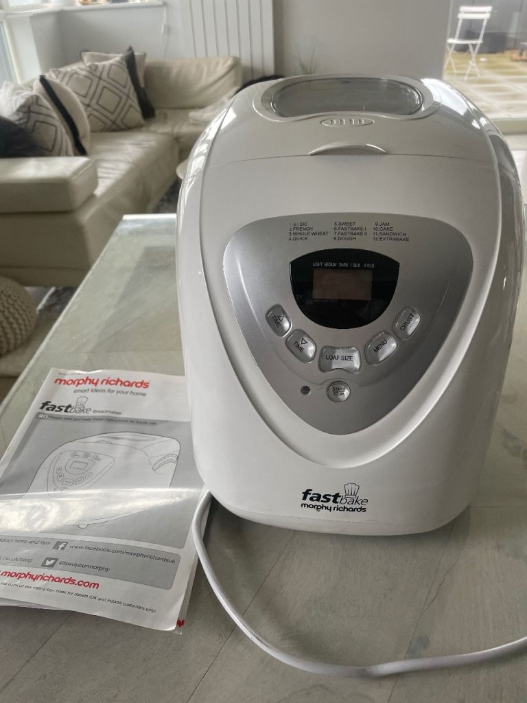 Morphy Richard’s fastbake bread maker