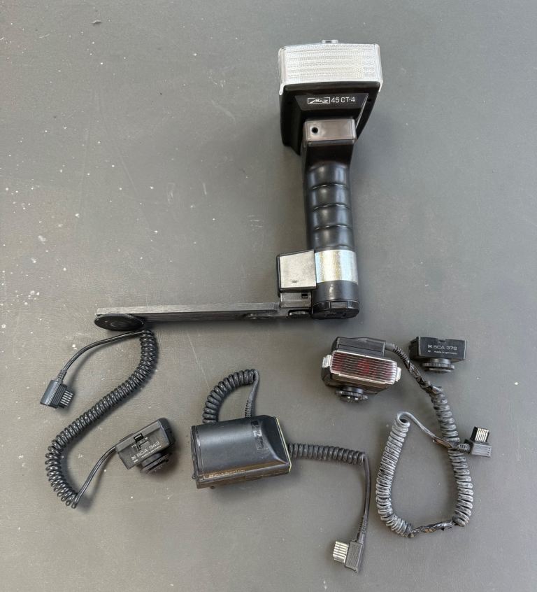 Metz 45CT-4 Professional flash gun plus SCA modules