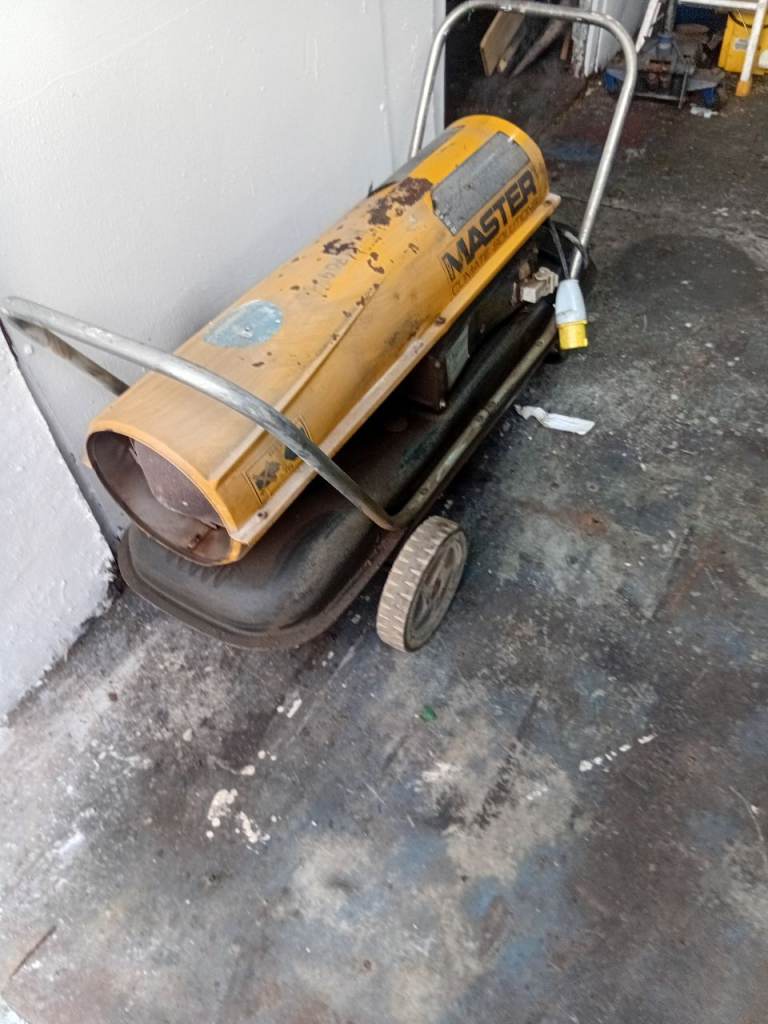 MASTER DIESEL /KERO SPACE HEATER CAN SEE WORKING