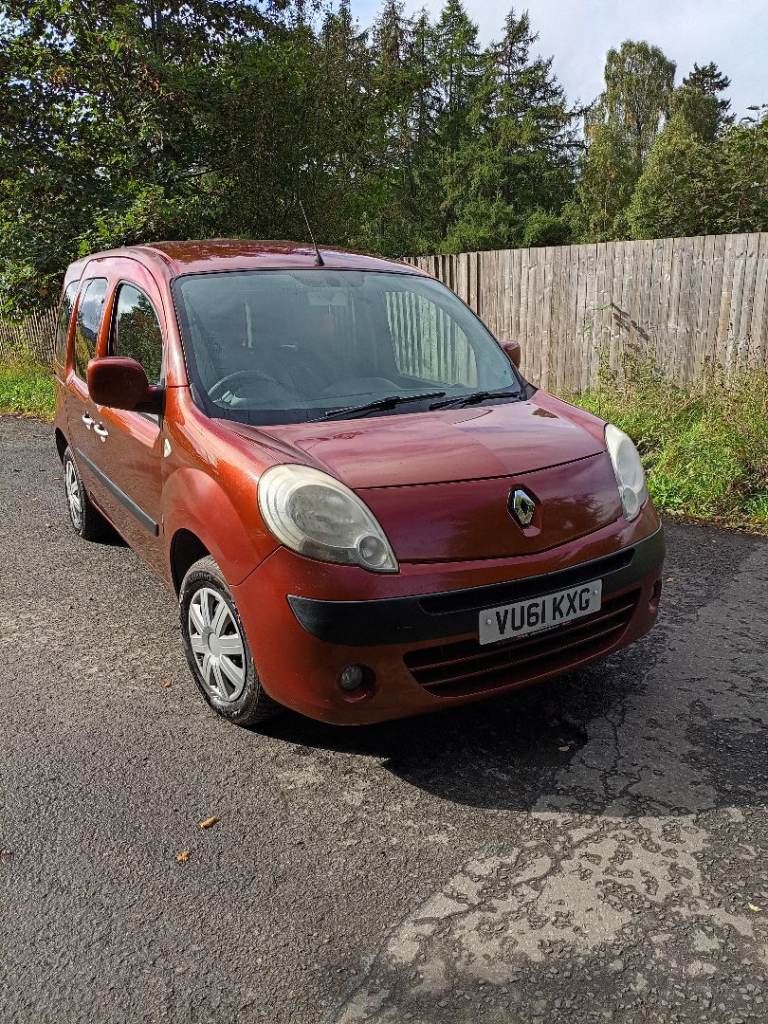 RENAULT KANGOO EXPRESSION DEC.2011 PETROL AUTOMATIC