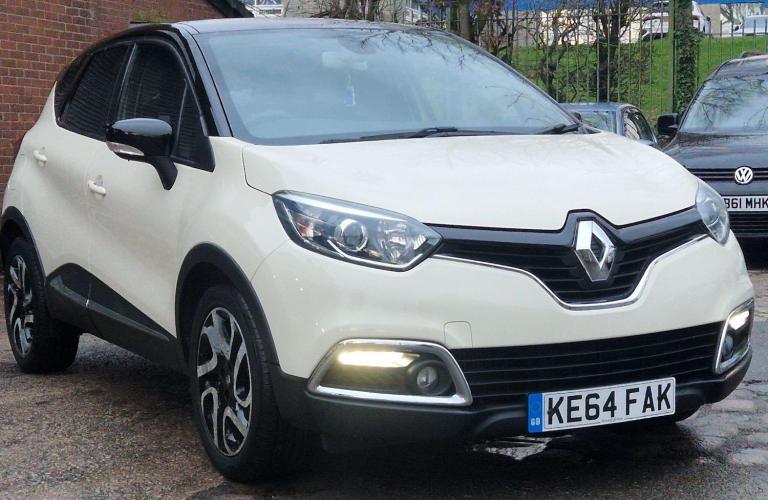 2015 Renault Captur 1.5 dCi Dynamique S MediaNav EDC Euro 5 5dr HATCHBACK Diesel Automatic