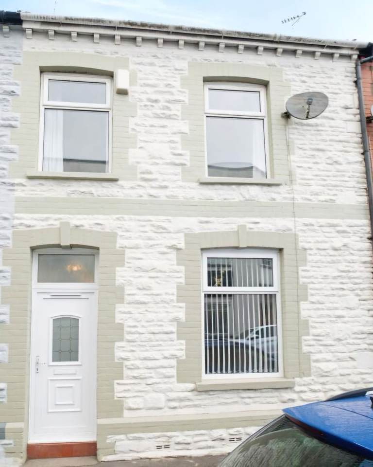 Immaculate 3-bed house to rent