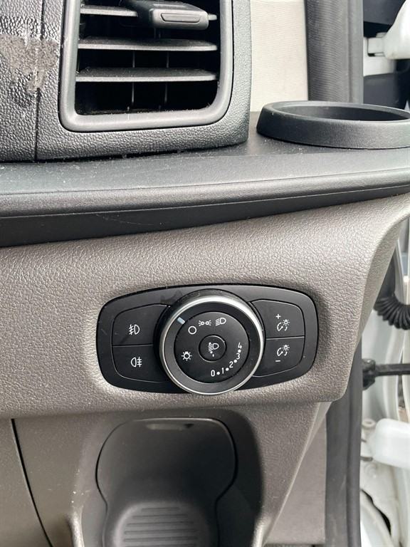 2020 Ford Transit Custom 2.0 300 EcoBlue Leader L2 H1 Euro 6 (s/s) 5dr Panel Van Diesel Manual