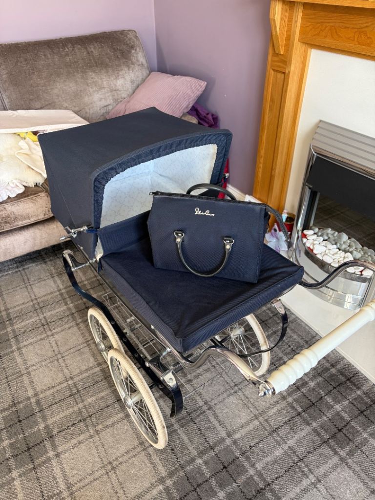 Dolls pram