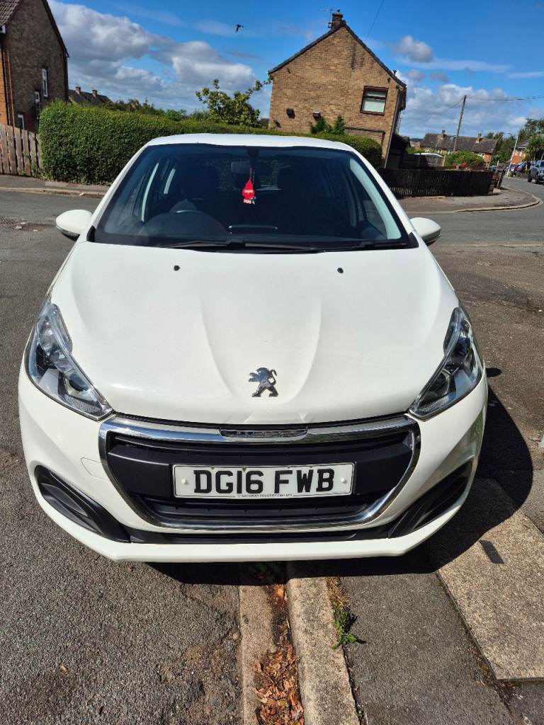 Peugeot, 208, Hatchback, 2016, Manual, 1199 (cc), 5 doors