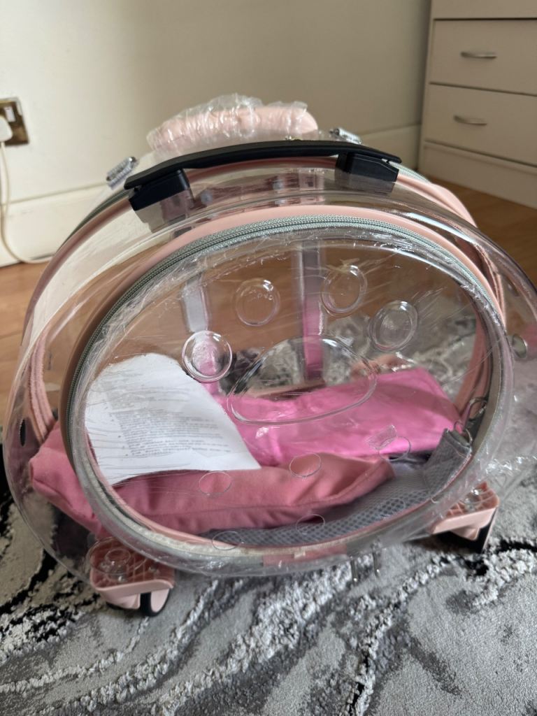 Pet carrier bag