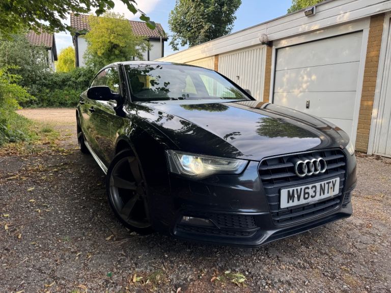 Audi A5 Sportback 2.0TDI, 2013, Semi-Auto  5 doors