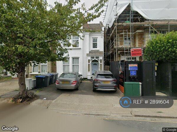 3 bedroom flat in Bronesbury, London, NW6 (3 bed) (#2891604)