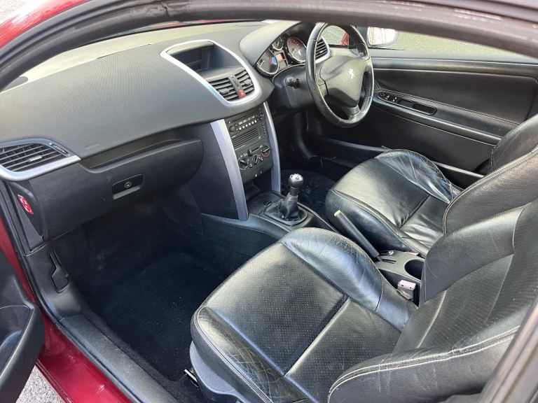Peugeot, 207, Convertible, 2007, Manual, 1598 (cc), 2 doors