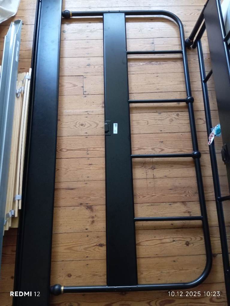 SAGSTUA bed frame black/Luröy - IKEA 200/150