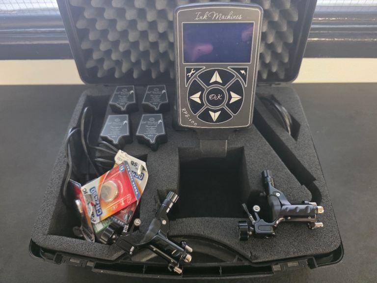 Inkmachines x2 Dragonfly Tattoo Machines 4 Batteries with RPS 600 Power Supply