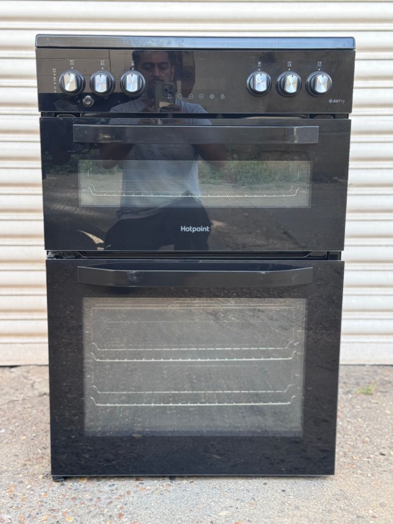 Hotpoint electric cooker 60cm black graded 3 months warranty 